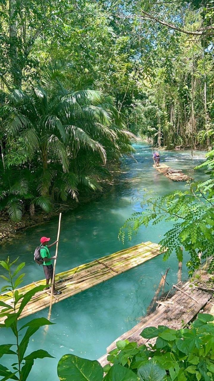Reddie Vacation Homes Windsor  Luaran gambar